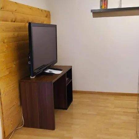 Simple Flat In Saas Fee Apartment Room photo